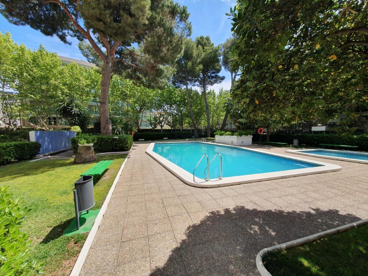 Salou Centro Piscina Gisamar Apartment Exterior photo