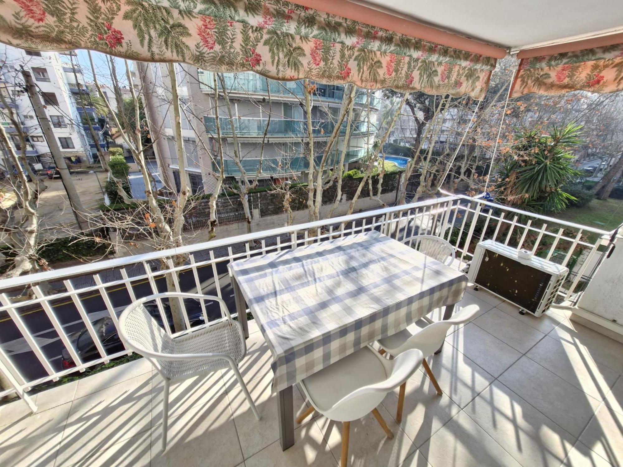 Salou Centro Piscina Gisamar Apartment Exterior photo